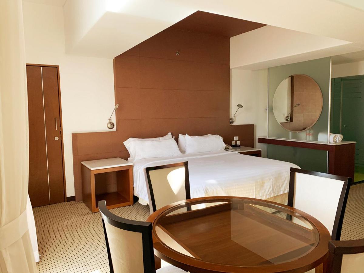 Hotel & Suites Bel Air Business Salamanca Exterior foto